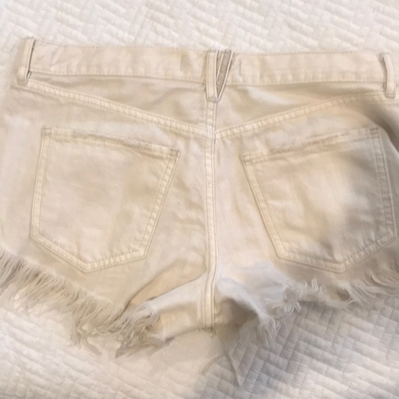 Free People ivory shorts - Picture 2 of 2